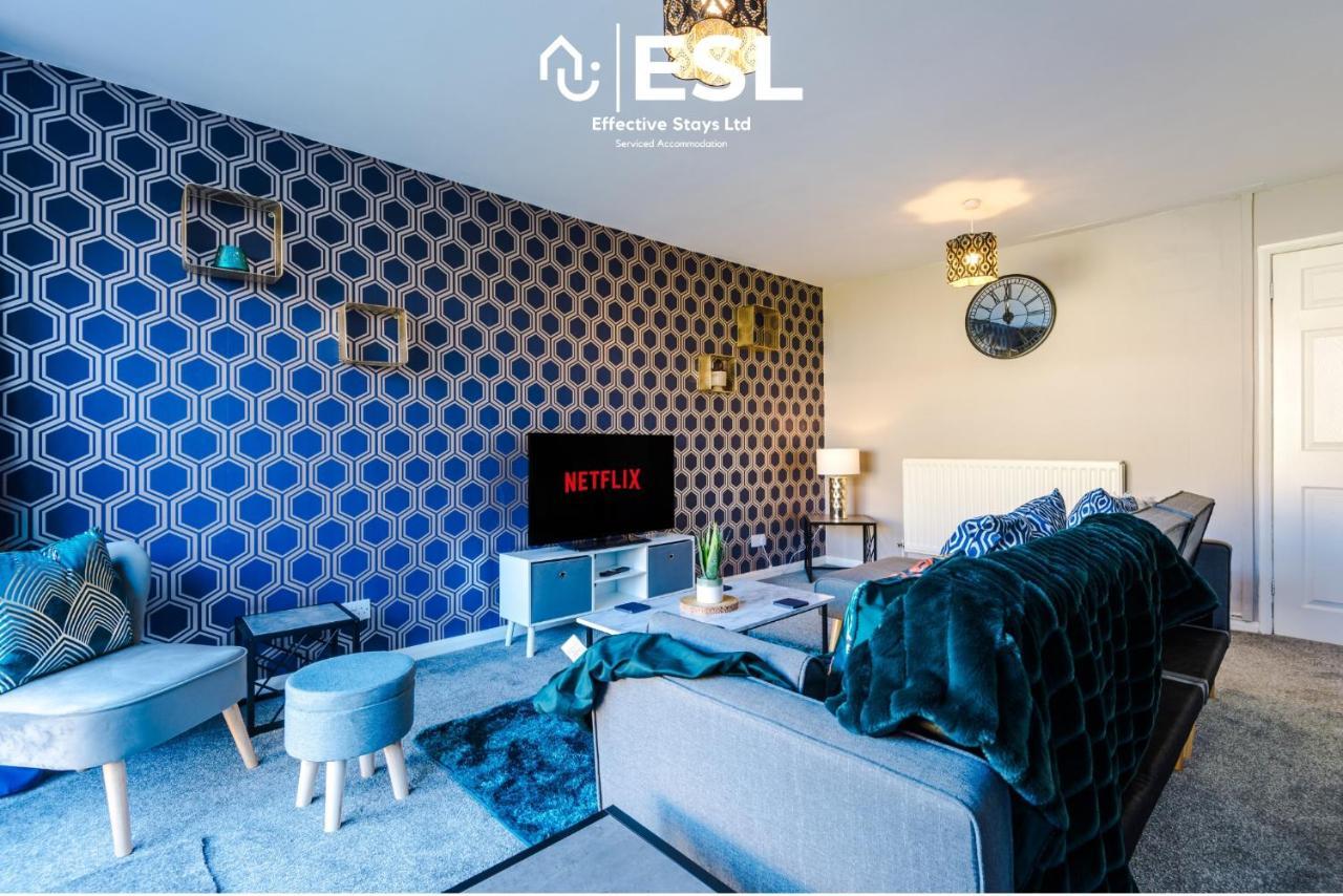 3 Bedroom House With Garden And Driveway Parking - Less Than 10 Mins From Chester City Centre Eksteriør billede